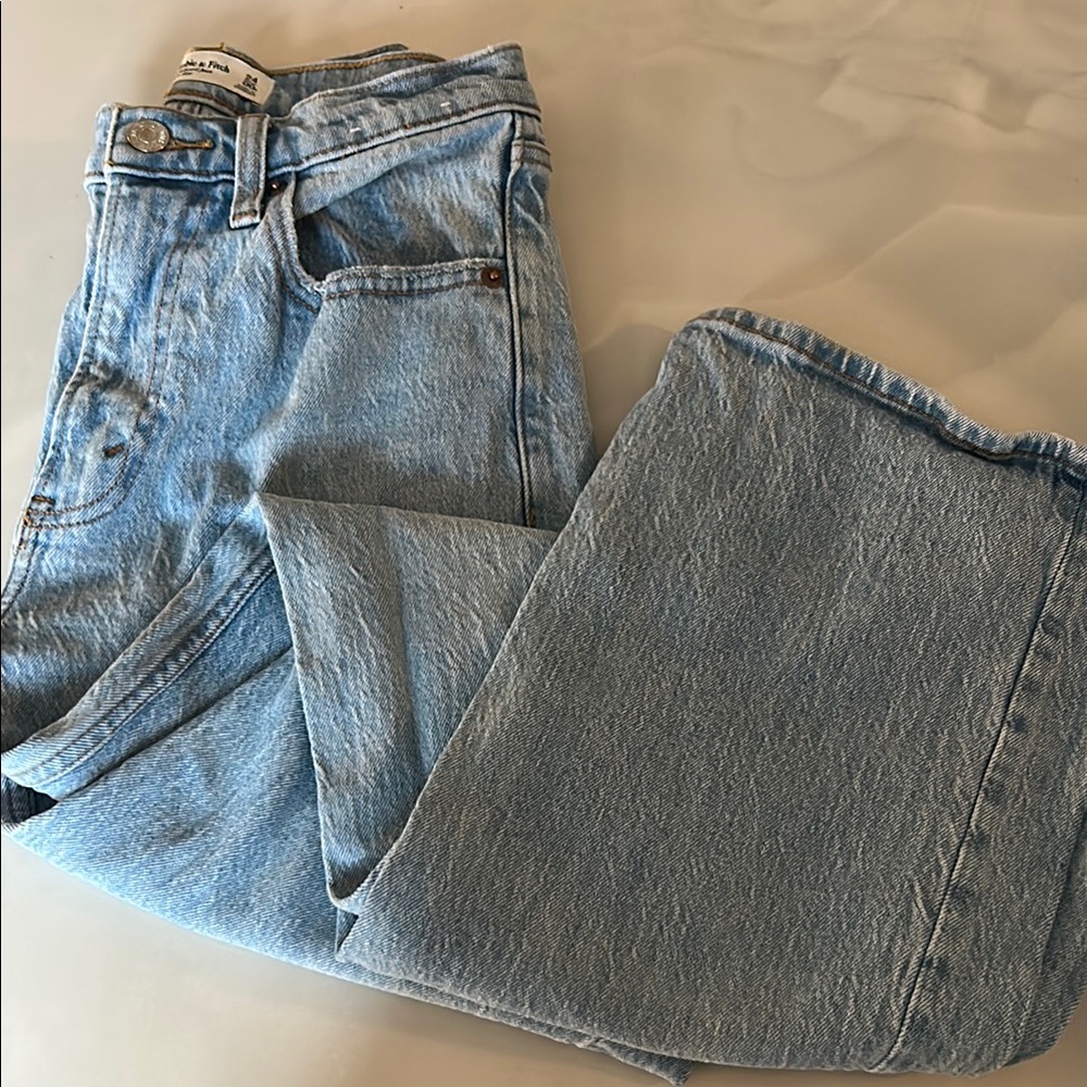 A&F “The 90’s Relaxed Jean High Rise”
